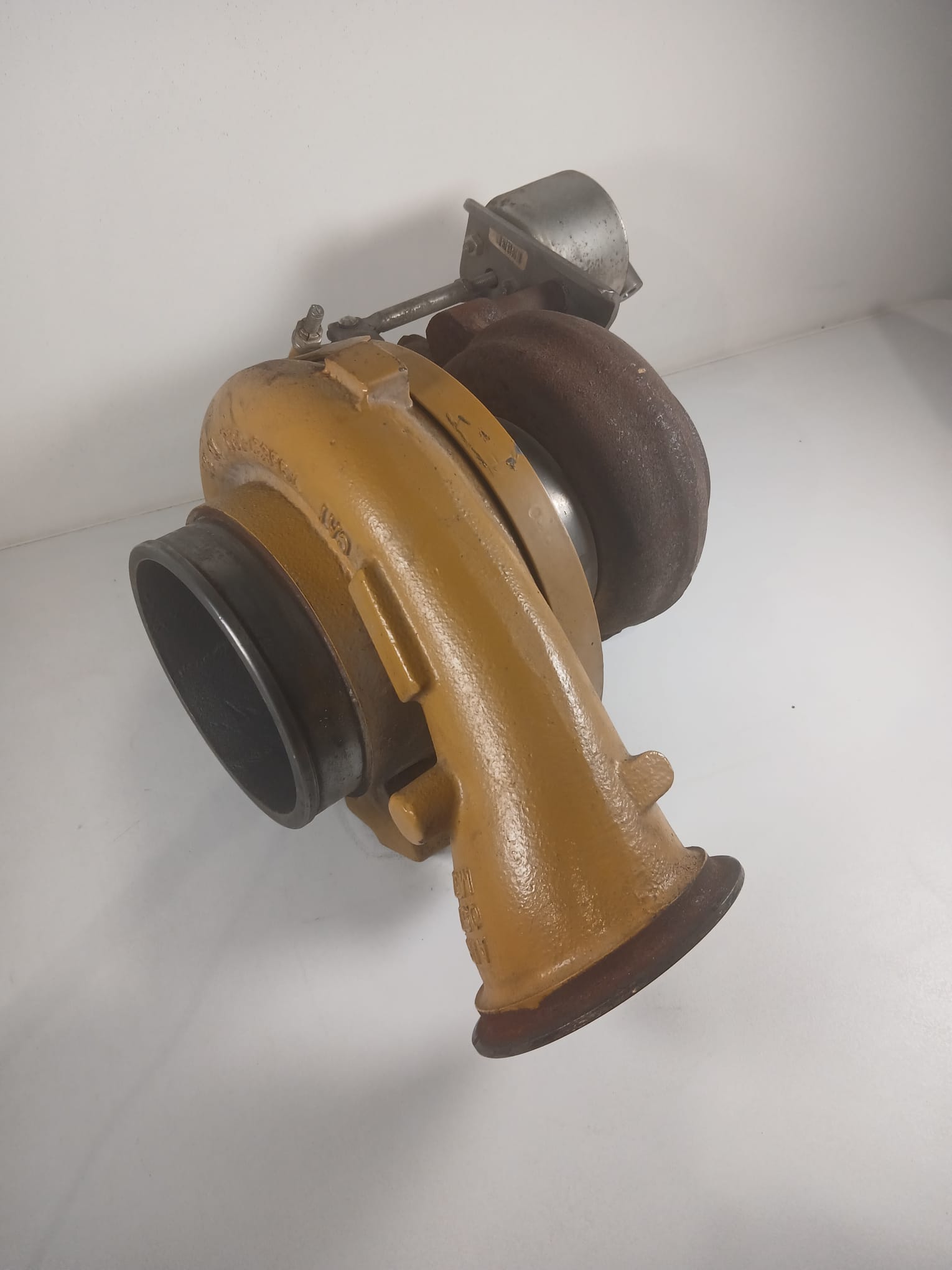 WhatsApp Image 2026-04-19 at 10.16.35 PM 424-3441 turbo voor Caterpillar CAT C13
