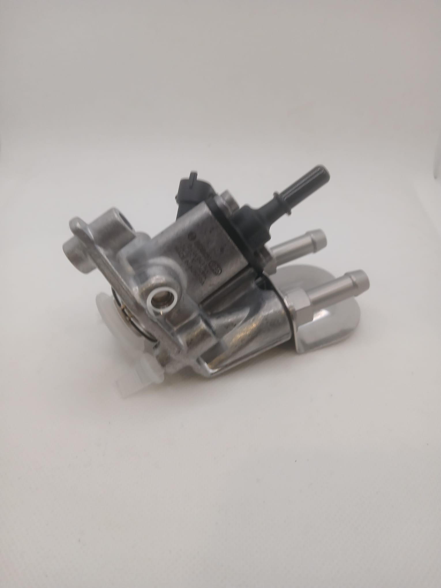 WhatsApp Image 2026-04-20 at 11.00.39 PM2 485-9752 Genuine Caterpillar DEF injector