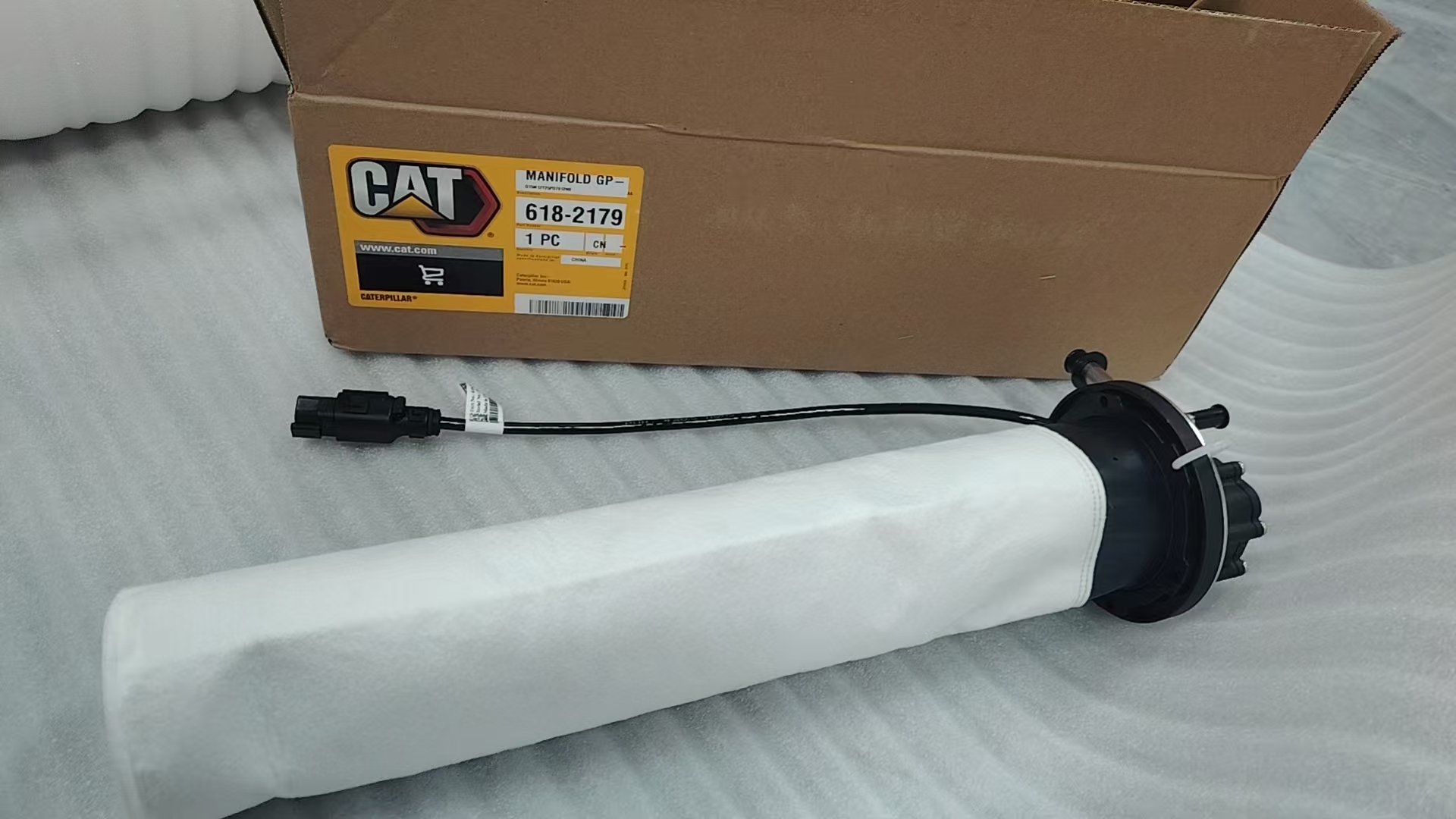 e5fb54a280d540b535b38d861811714e 618-2176 originele Caterpillar DEF header